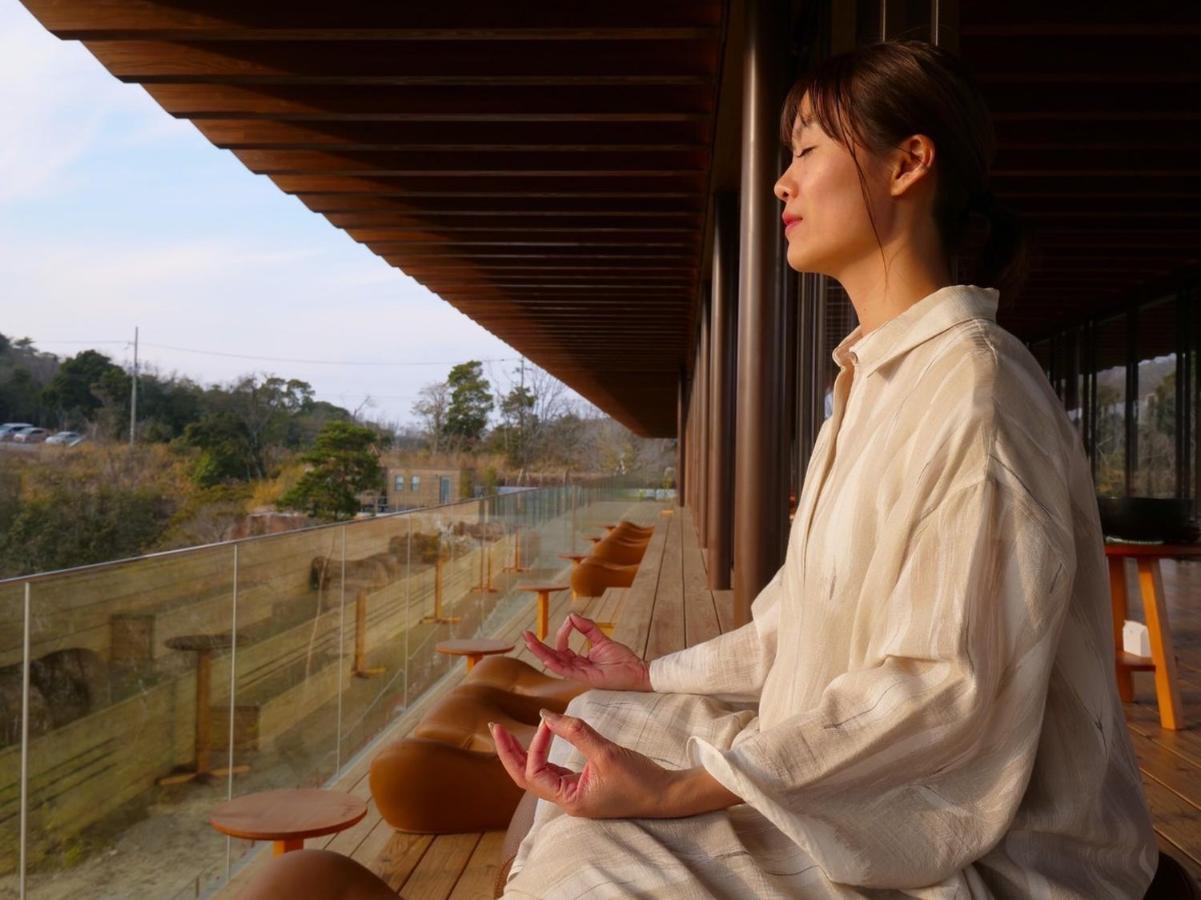 禅坊 靖寧 Zenbo Seinei Hotel Awaji ภายนอก รูปภาพ